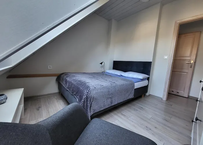 Prázdninový areál Gryf-balt - *